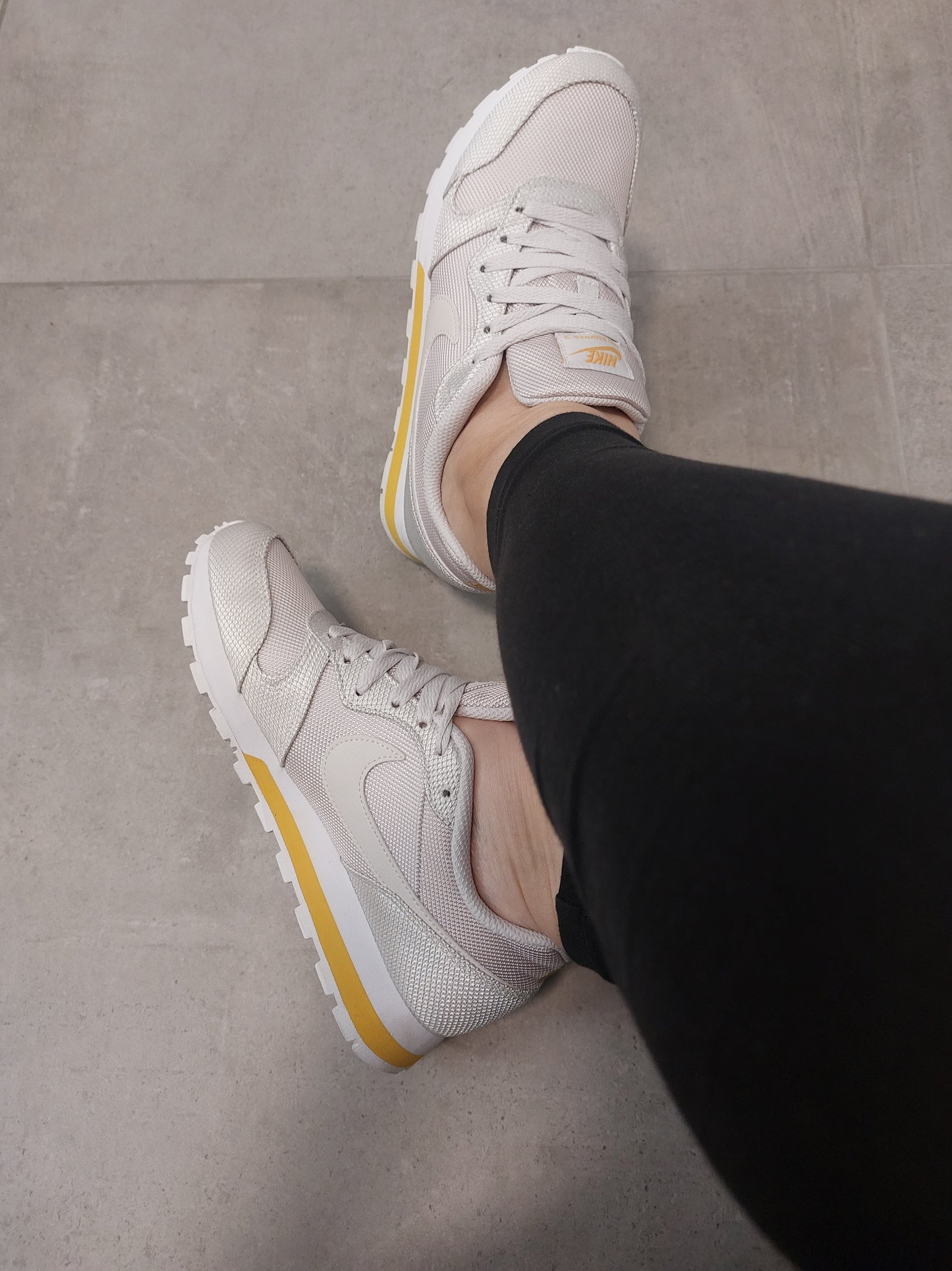 Nike Textil Leder Damen Sneaker Classic beige neu 38