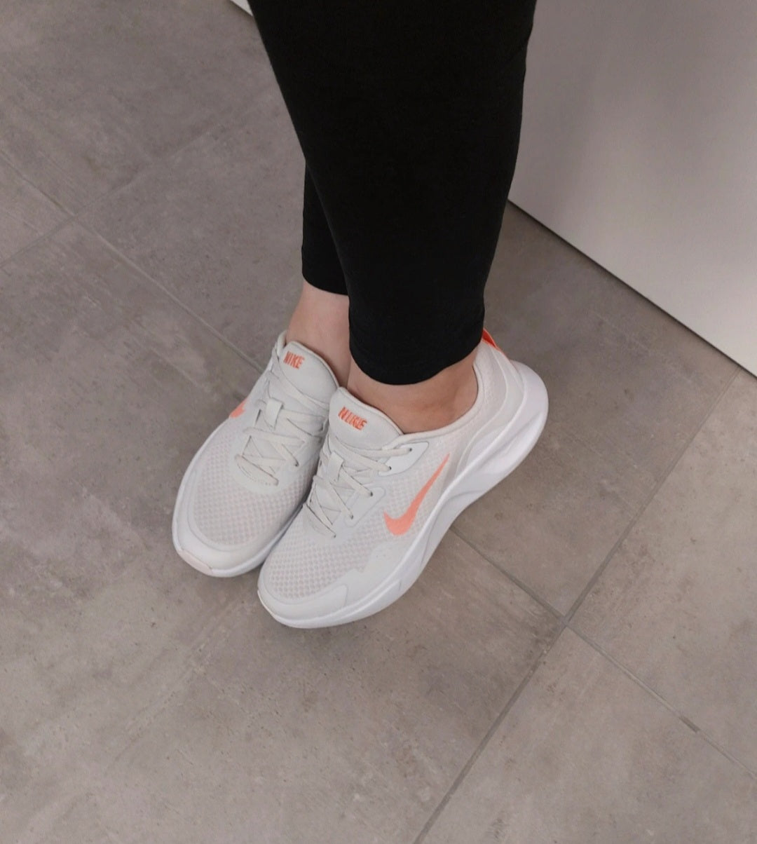 Nike Textil J Sneaker Trainer Creme 38.5 40