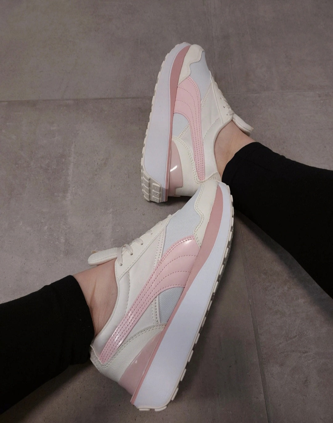 Puma Platform Plateau J Sneaker creme 38 oder 38.5