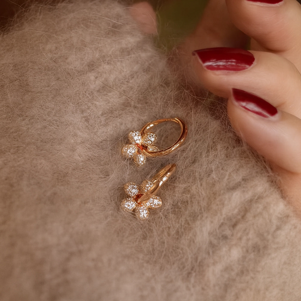 Ohrringe aus 925er Sterling-Silber, hängendes Blümchen mit Zirkonia