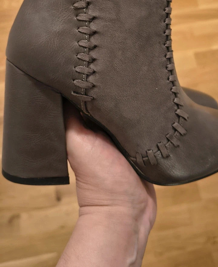 RandBe grey ankle boots faux leather decorative stitching block heel side zipper