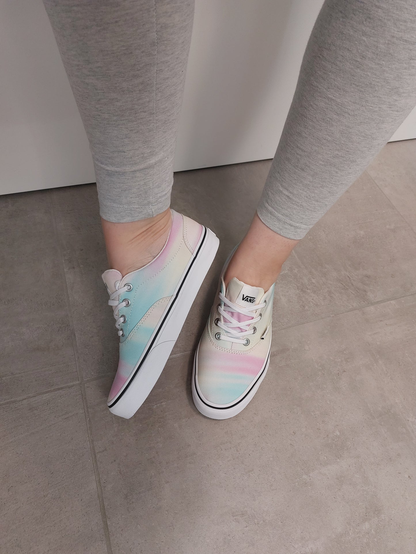 Vans Textil Sneaker Damen Mädchen Neu 36.5