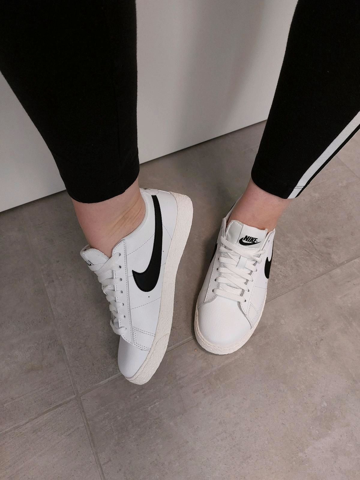 Nike Retro Sneaker klassisch classic Neu 37.5