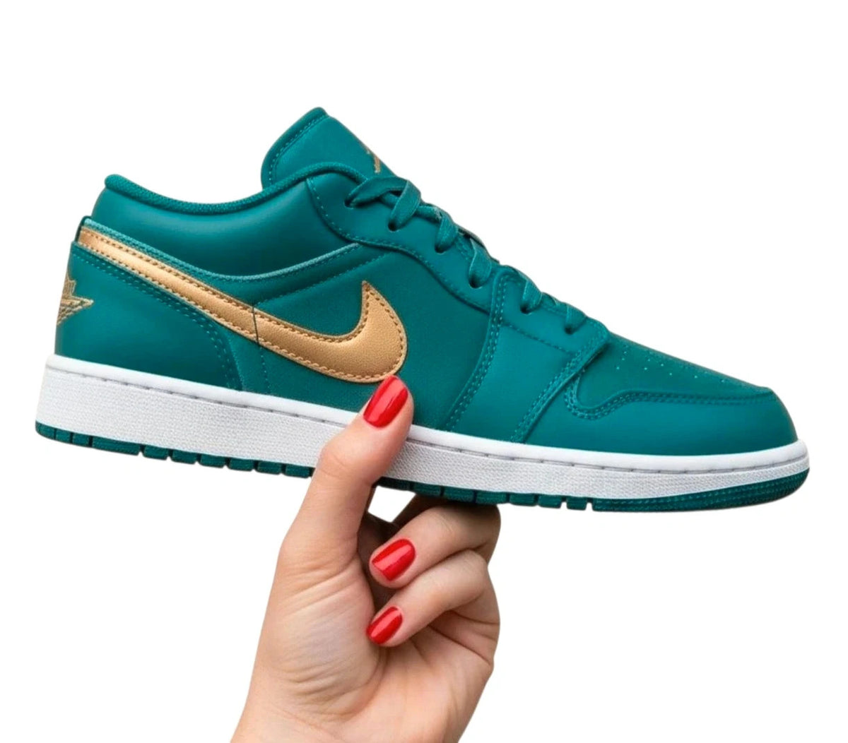 Nike trainers green leather limited edition with original box and logo details.
