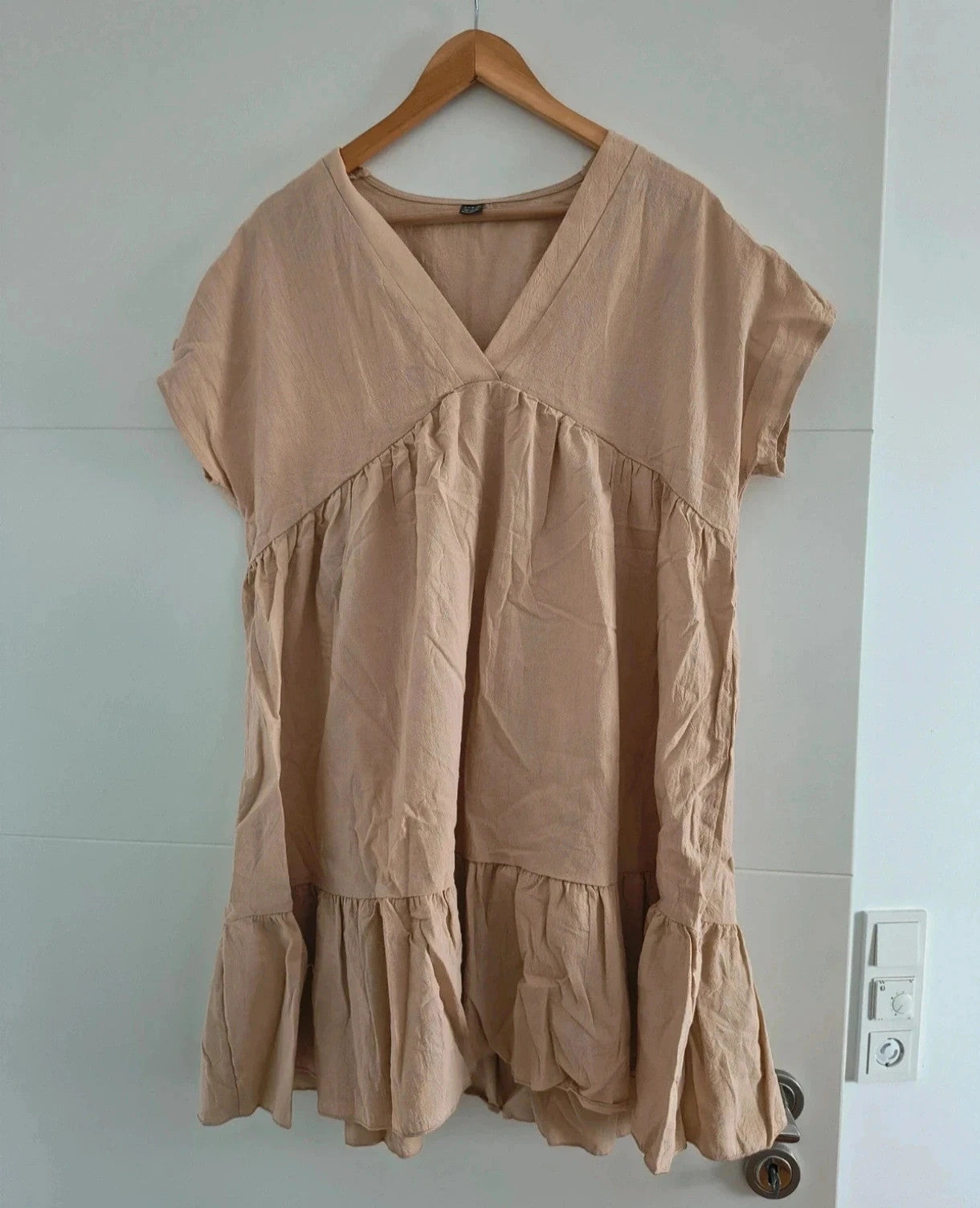 SheIn beige linen maxi dress untagged, relaxed fit, casual style, wrinkled from storage.