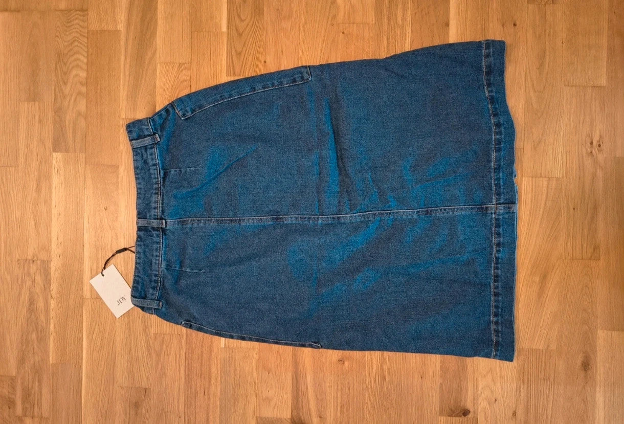 JDY blue knee-length skirt with synthetic material and tag attached.