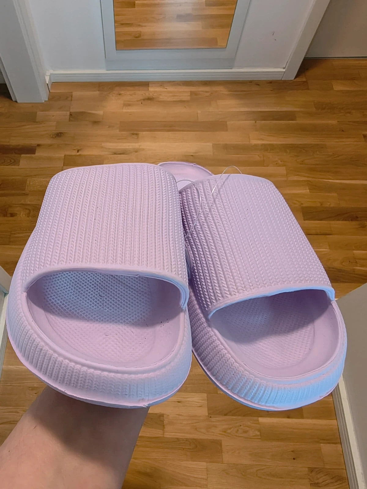 ALS purple slides synthetic material lightweight design suitable for sizes 38.5 to 39.
