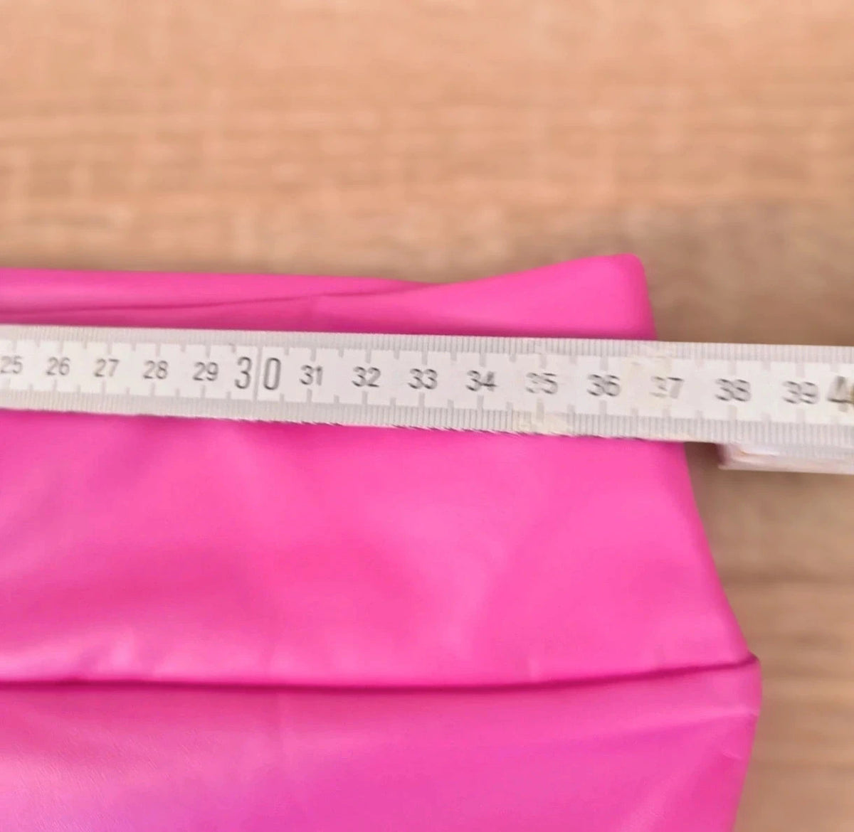 Leggings pink faux leather leggings soft matte finish, size L, never worn.
