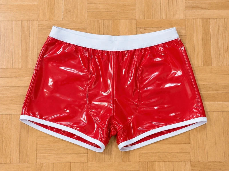 Herren red shorts with white contrast, glossy wetlook material, elastic waistband.