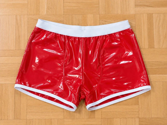Herren red shorts with white contrast, glossy wetlook material, elastic waistband.