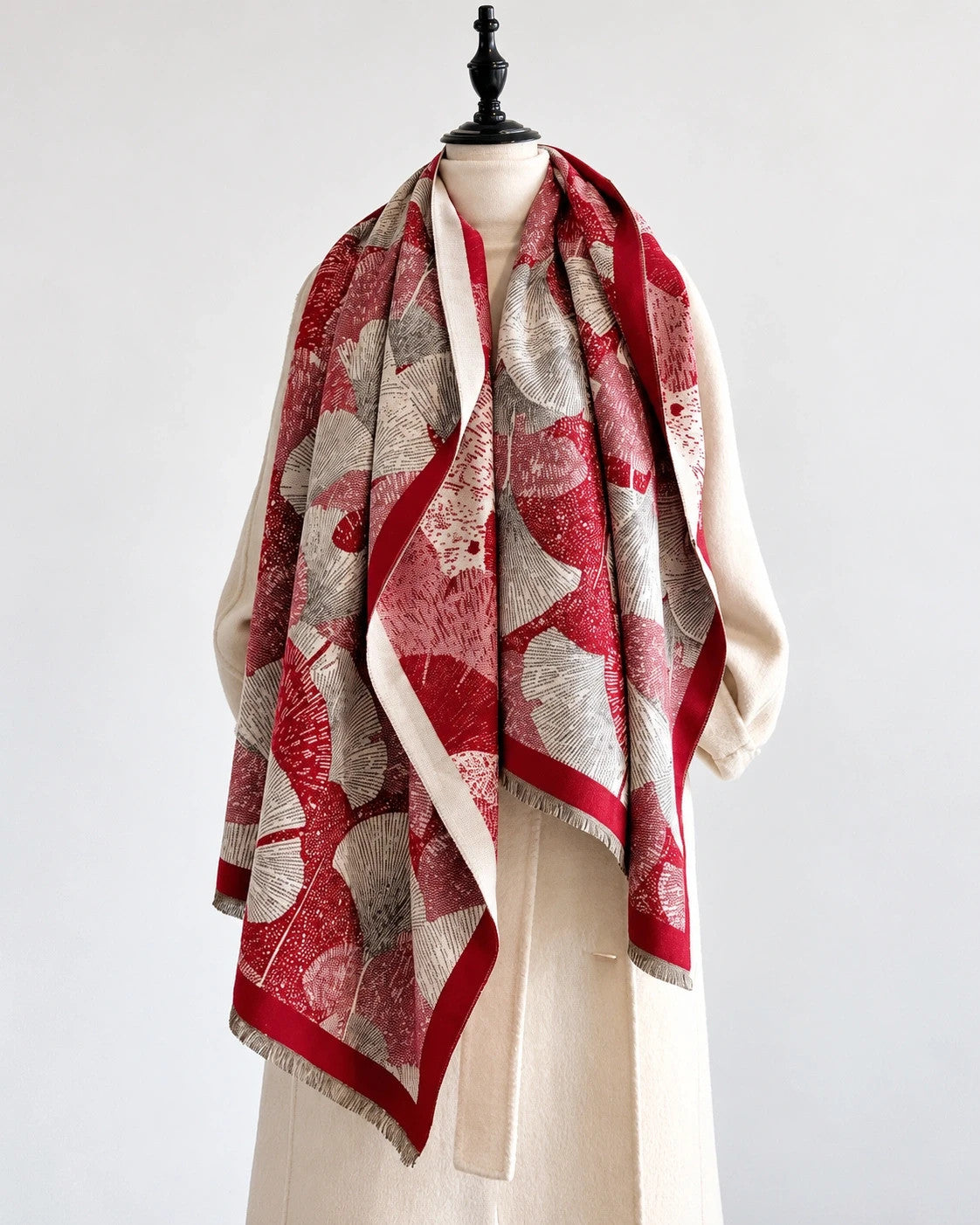 XXL shawl beige and burgundy with leaf pattern, soft 100% polyester fabric.