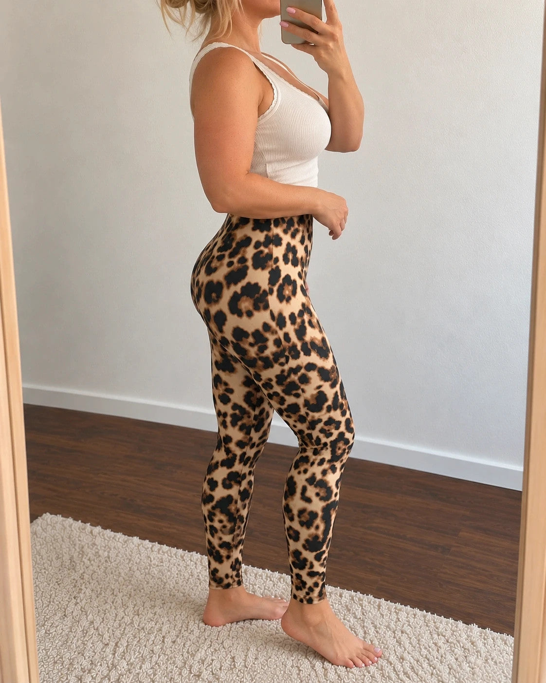 SheIn black and brown leopard print bicycle tights, high waist, stretchy polyester material.