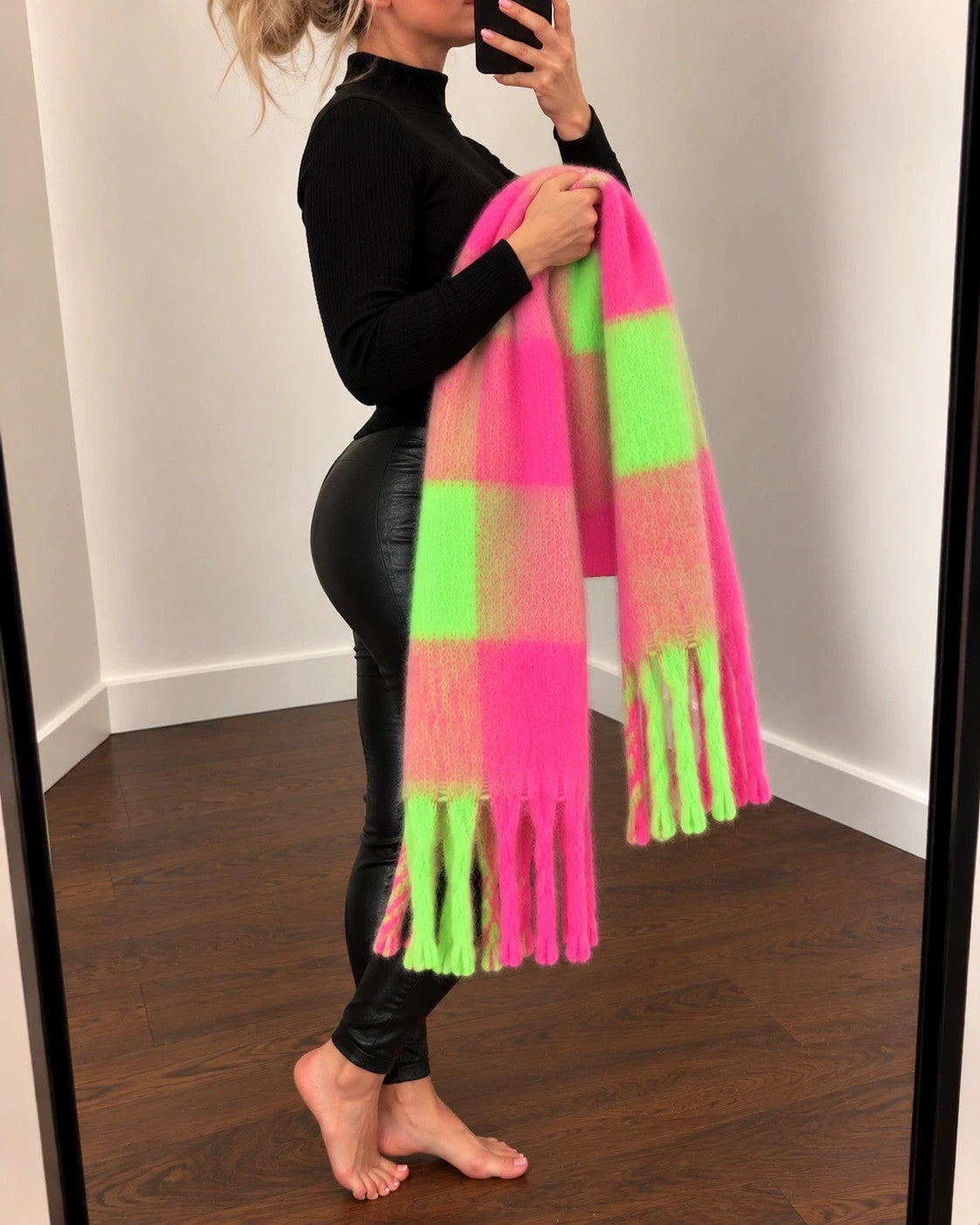 XXL oversized scarf multi-coloured large check pattern soft fringe detail