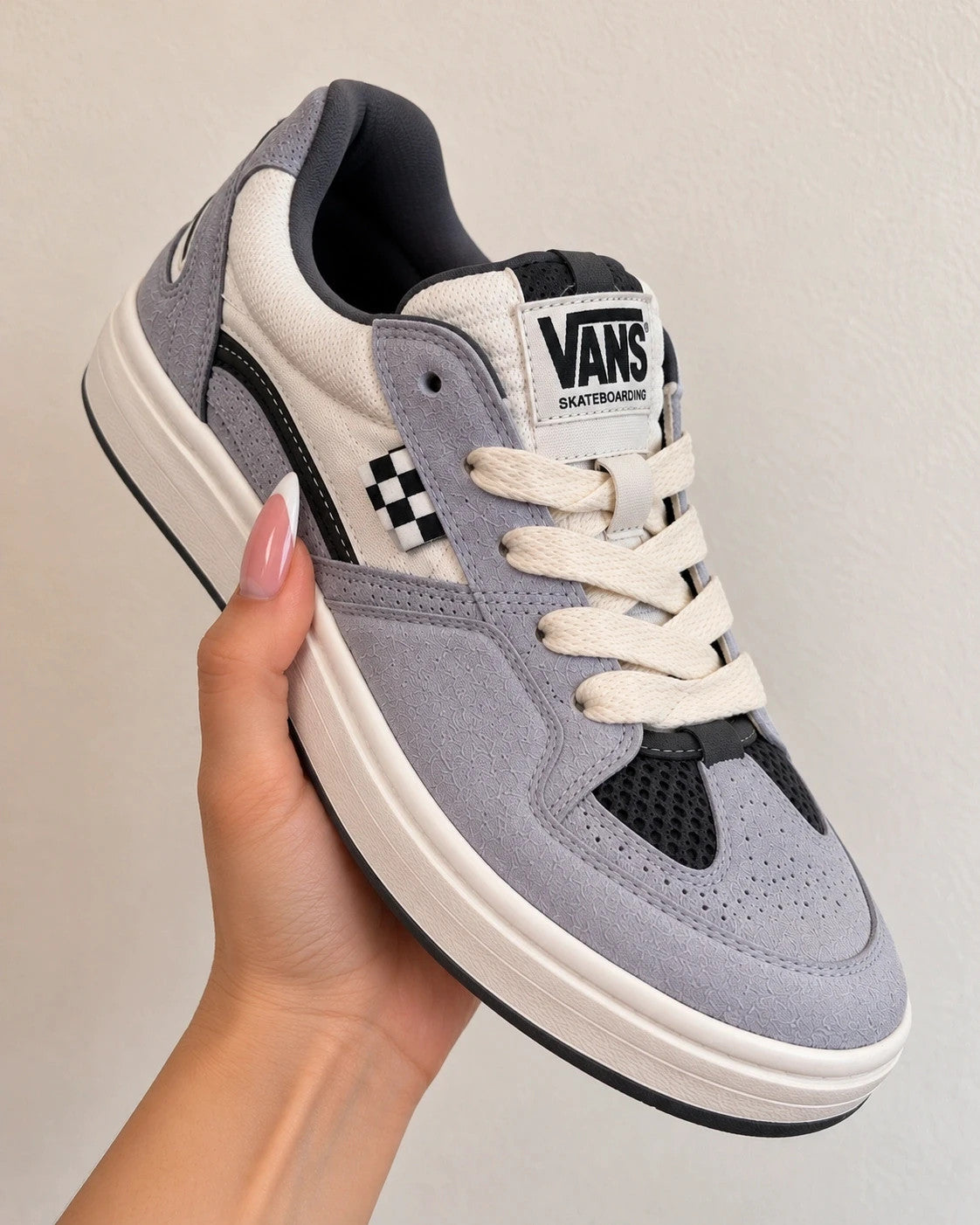 VANS grey trainers with cream and black checkerboard detail, padded tongue, and original box.