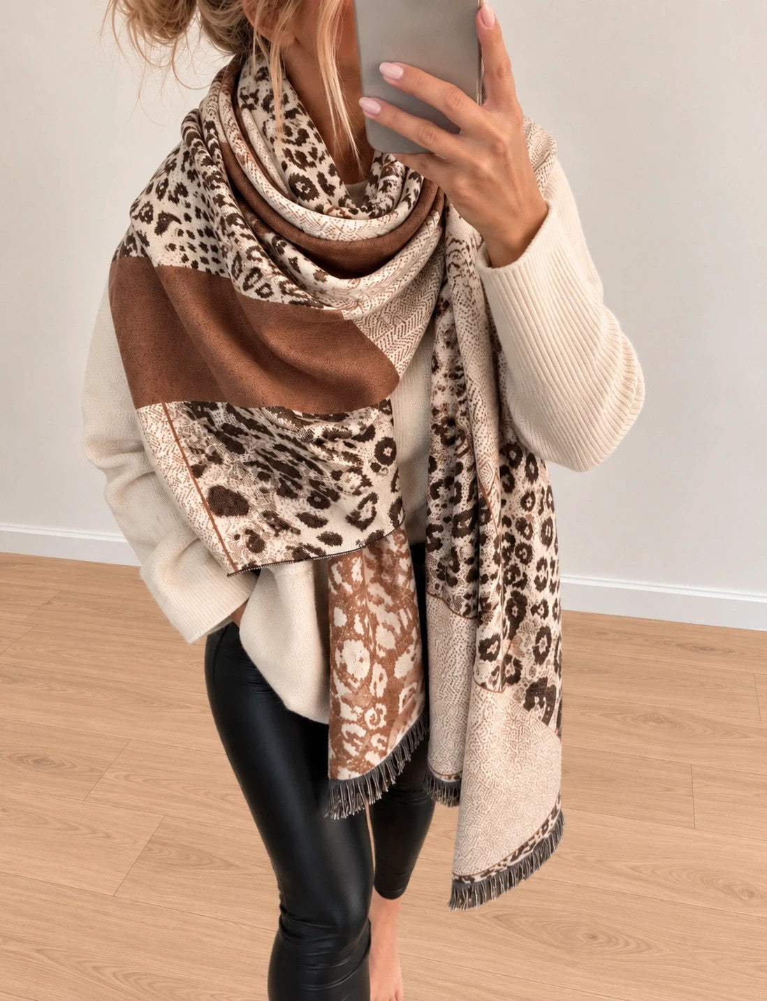 Braun shawl beige brown leopard print soft reversible polyester fabric