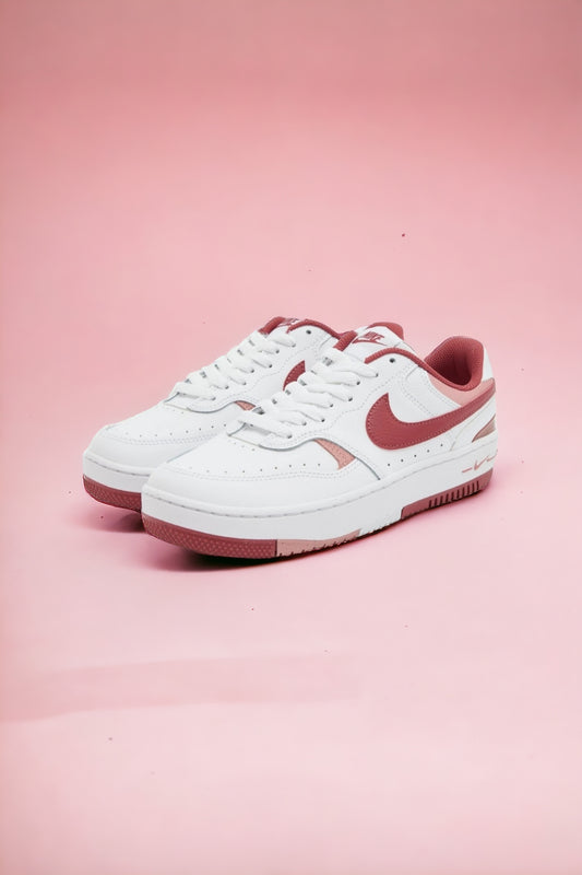 Nike Gamma Damen Sneaker 40