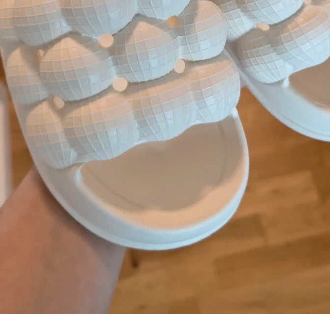 Slipper cream slides synthetic material, size 38, minimalistic design.