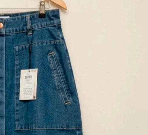 JDY blue knee-length skirt with synthetic material and tag attached.