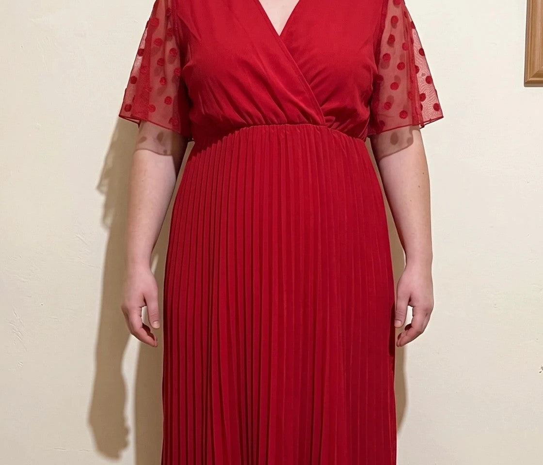 Maxikleid red linen maxi dress with pleats and short sleeves, synthetic material.