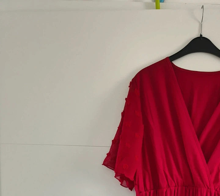Maxikleid red linen maxi dress with pleats and short sleeves, synthetic material.