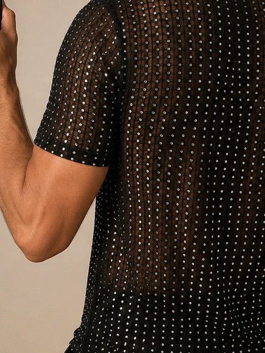 Herren black graphic tee with silver glitter details and semi-transparent mesh fabric.