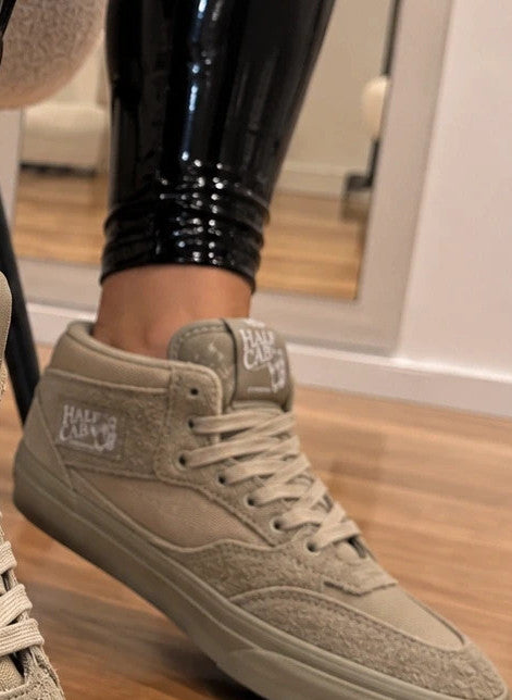VANS beige khaki trainers leather Half Cab logo and details, nearly unworn condition.