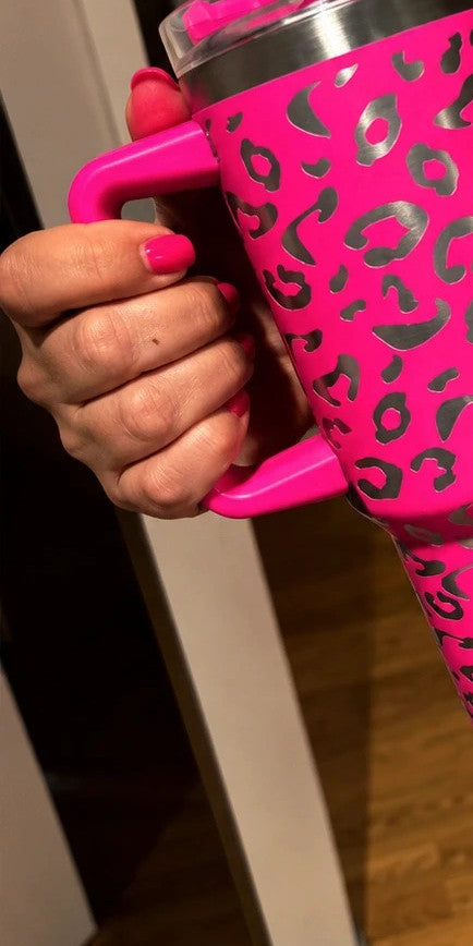 Thermoskanne pink tumbler with silver leopard print and handle, 1200 ml capacity.