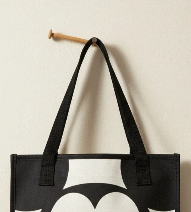One Size black and cream shopping tote with zipper, synthetic and textile material.