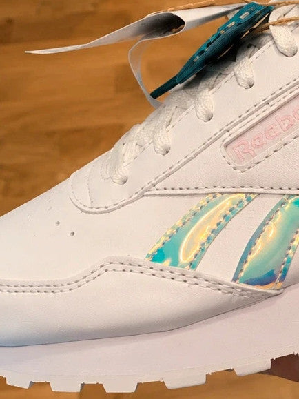 Reebok white trainers with iridescent accents and logo, synthetic material, size 36.