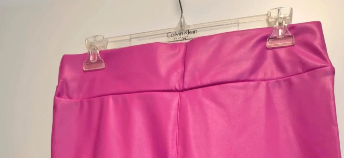 Leggings pink faux leather leggings soft matte finish, size L, never worn.