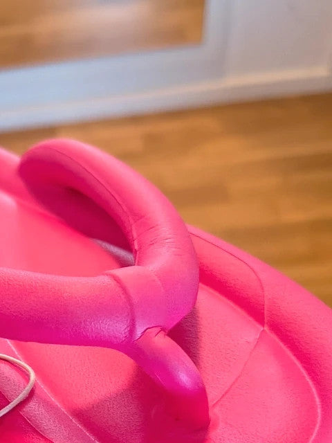 ALS pink slides synthetic material with toe separator design.