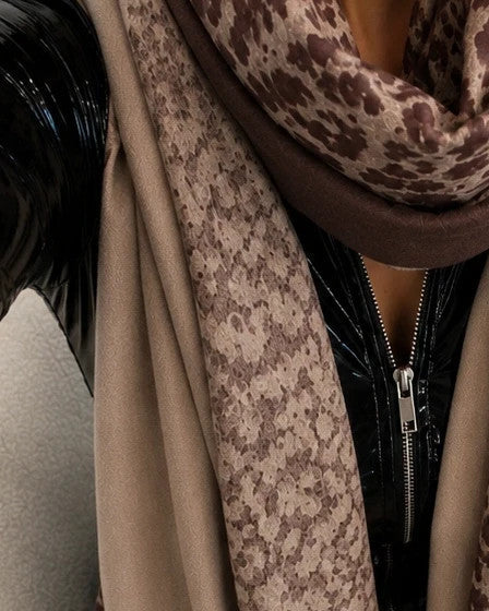 XXL beige and brown reversible shawl with patterned edges and soft fringe details.