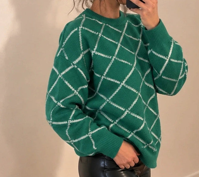 ONLY green and cream oversized pullover with checkered pattern and soft knit material.