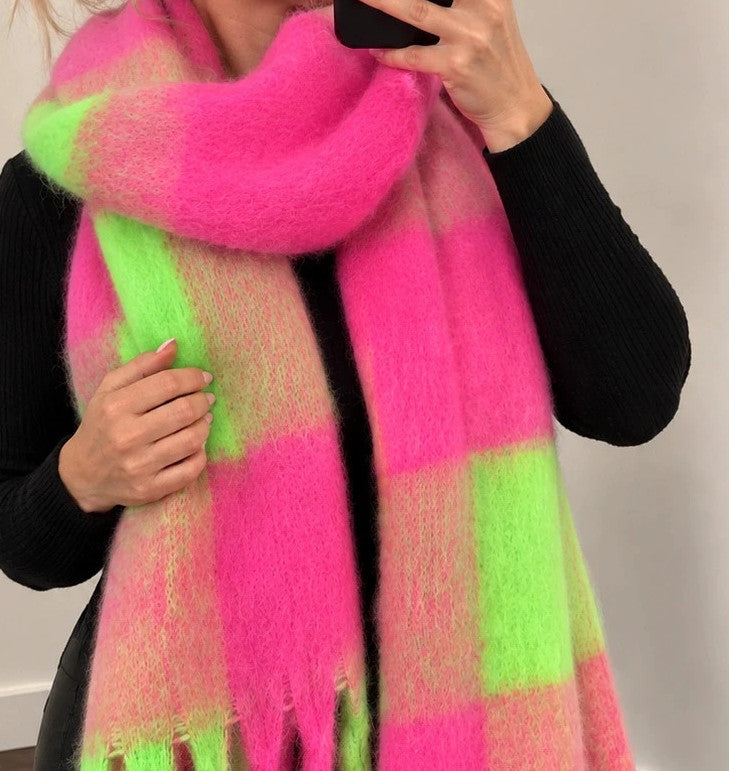 XXL oversized scarf multi-coloured large check pattern soft fringe detail