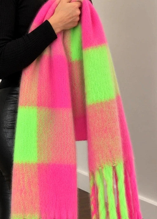 XXL oversized scarf multi-coloured large check pattern soft fringe detail