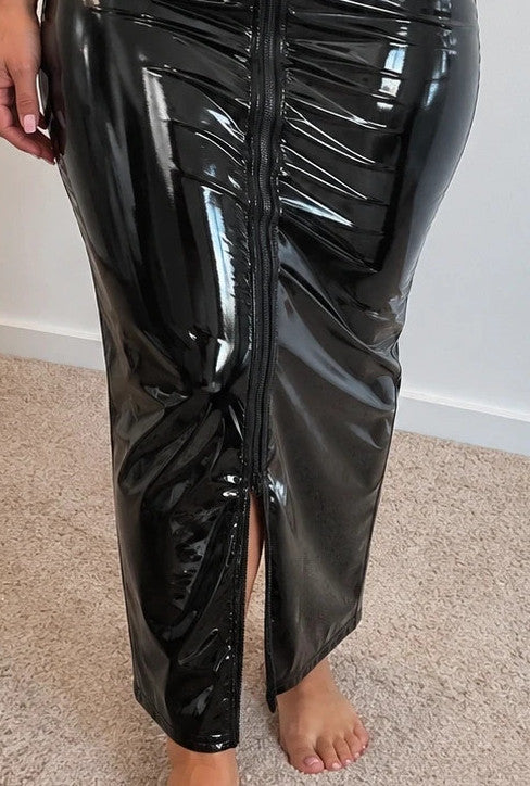 XXL black wetlook maxi dress, sleeveless with high gloss finish and front zipper.