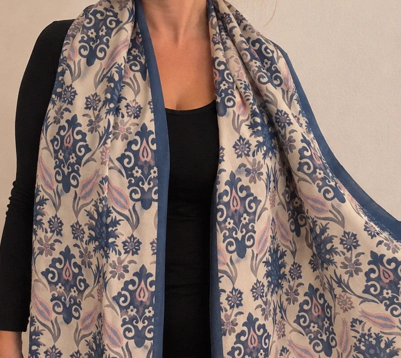 XXL blue and cream shawl with floral and ornament pattern, soft polyester, fringed ends.