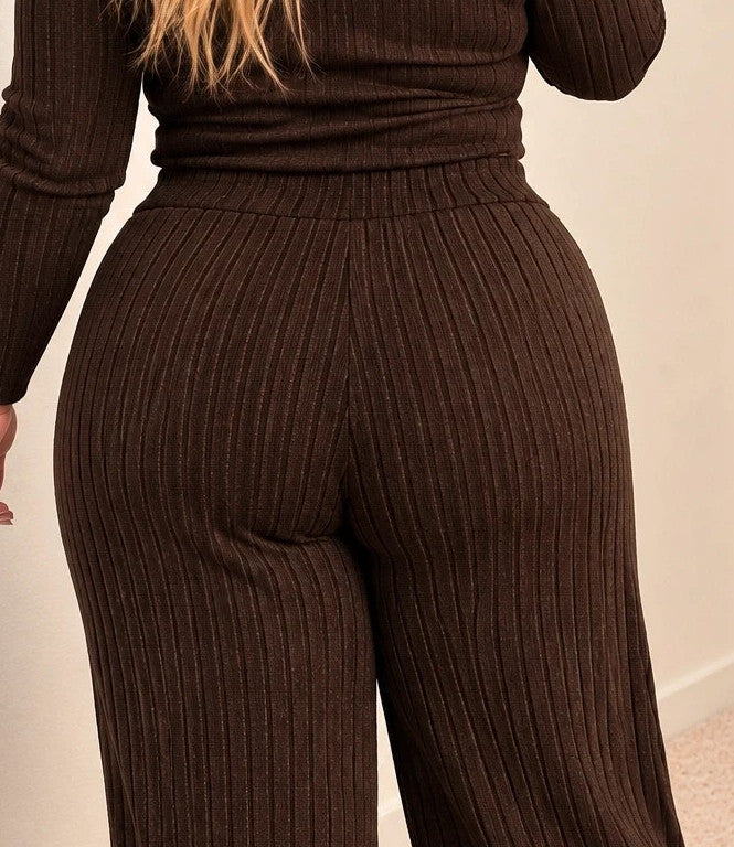 SheIn brown outfit set with ribbed texture, V-neck top and wide-leg pants.