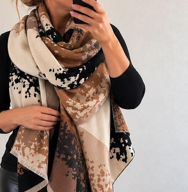 Braun shawl beige brown gradient earth tones soft polyester fabric