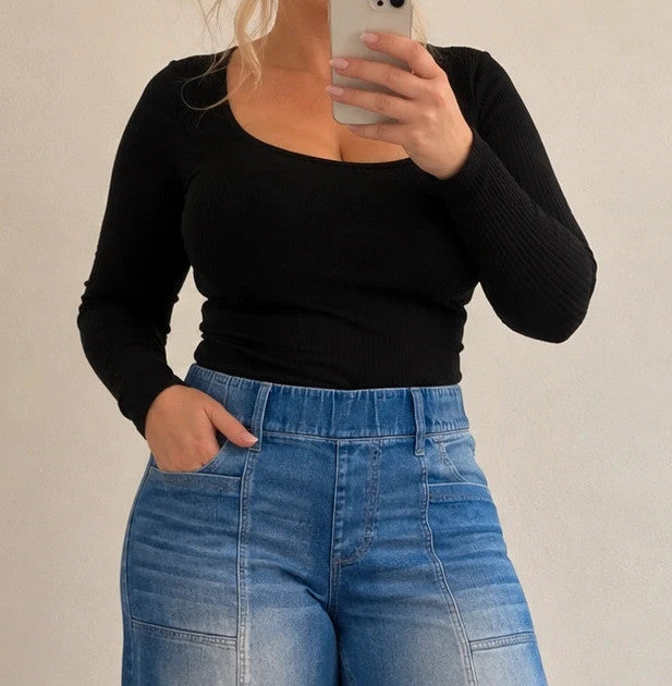 SheIn blue straight jeans with wide leg, high waist, and stretchy material.