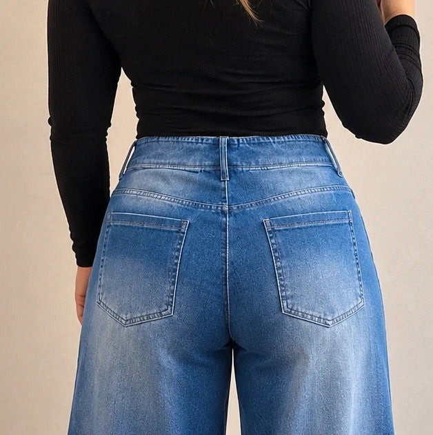 SheIn blue straight jeans with wide leg, high waist, and stretchy material.