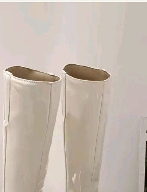 REI white knee-high glossy synthetic boots with chunky plateau sole, size 38.