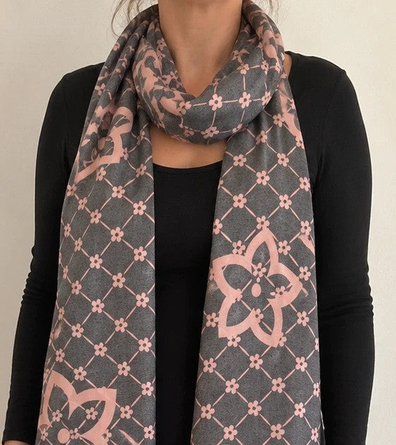 Muster shawl grey pink floral pattern reversible with fringed ends and decorative border.