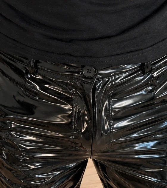 XXL black Bermuda shorts shiny wetlook finish with pockets and belt loops