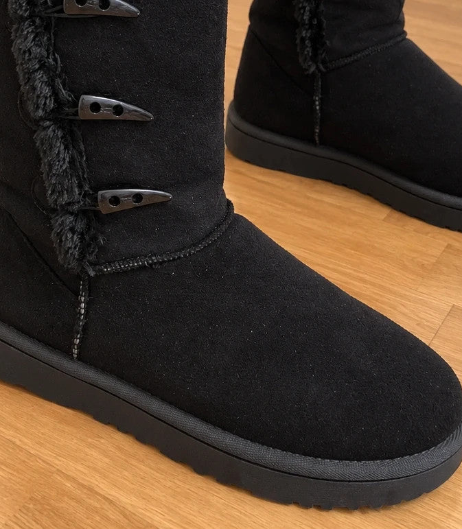GEF black winter boots soft velour texture decorative toggle closures warm lining