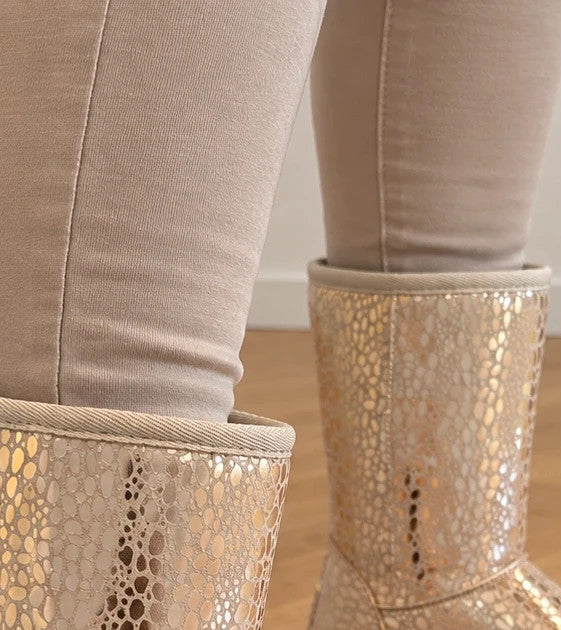 GEF gold footwear crocodile pattern with metallic sheen, soft synthetic lining.