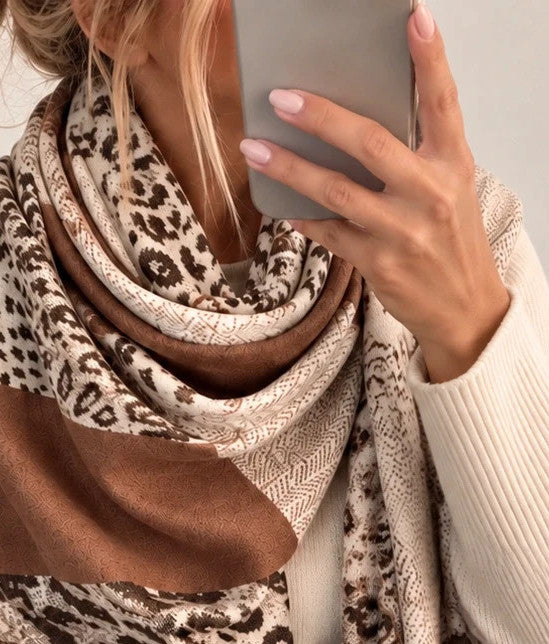 Braun shawl beige brown leopard print soft reversible polyester fabric