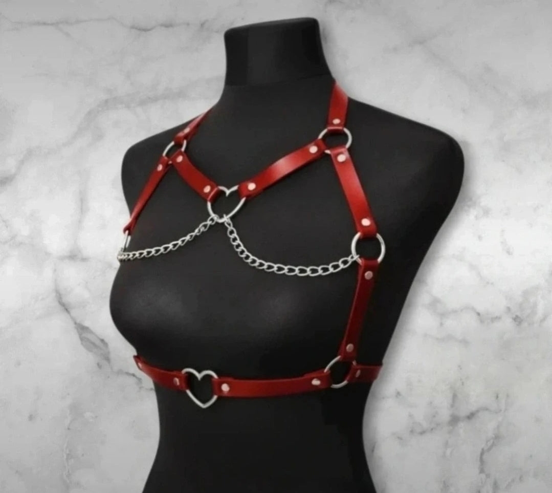 Brustgurt Harness Gurt Körperschmuck Herz rot schwarz